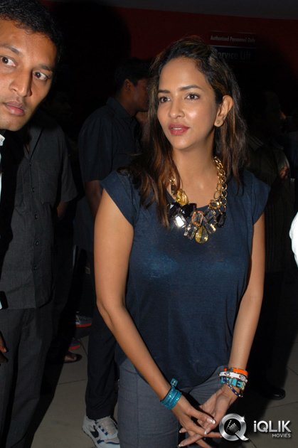 Rowdy-Movie-Premiere-Show